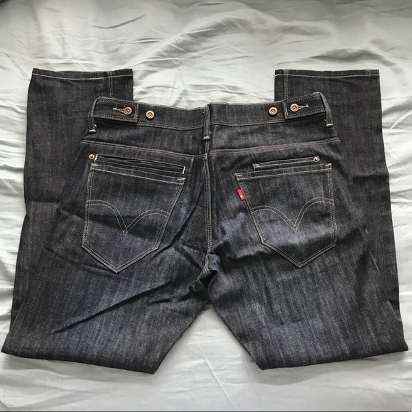 Levi's Other - Levi’s jeans 511 size 33x30 dark denim